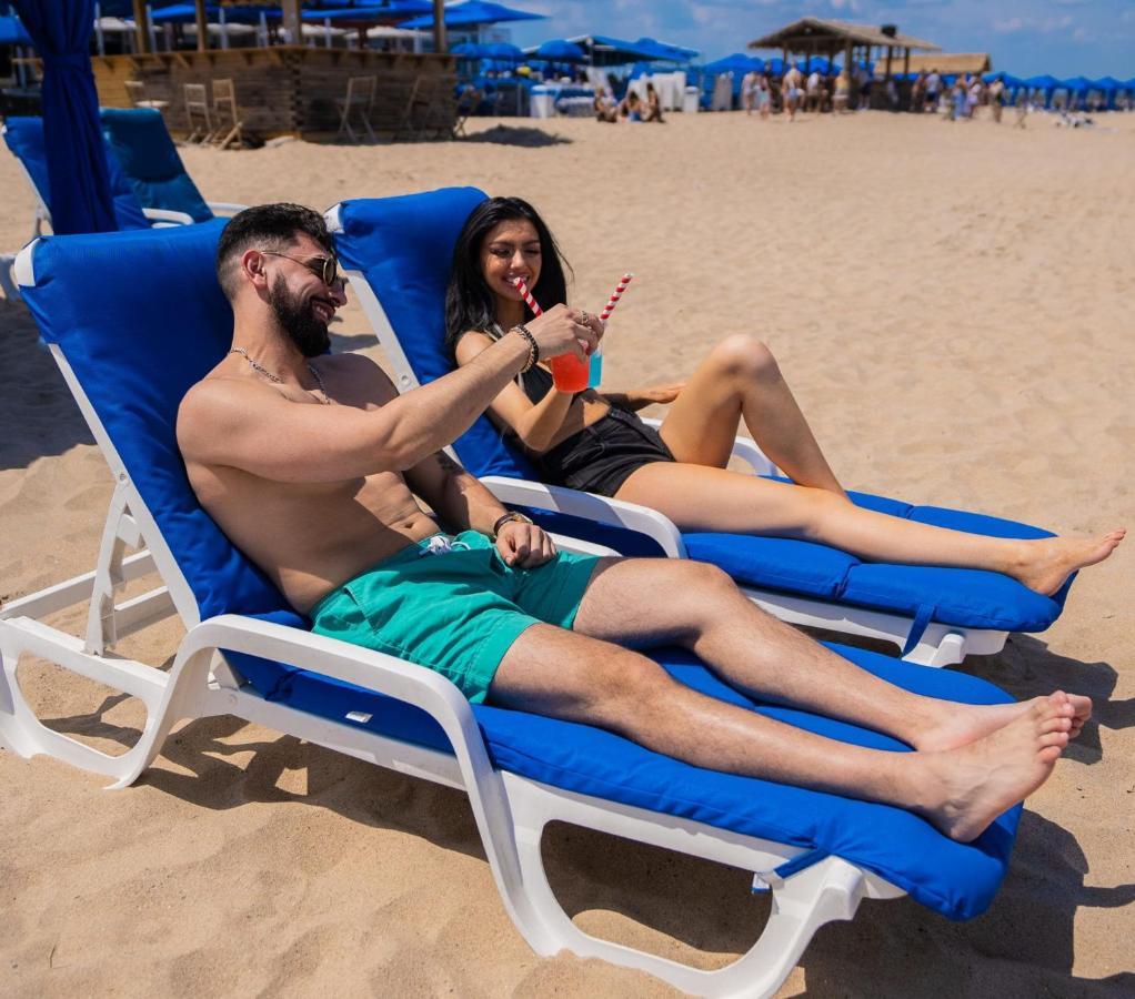 Ballard'S Beach Resort ニュー・ショアハム エクステリア 写真